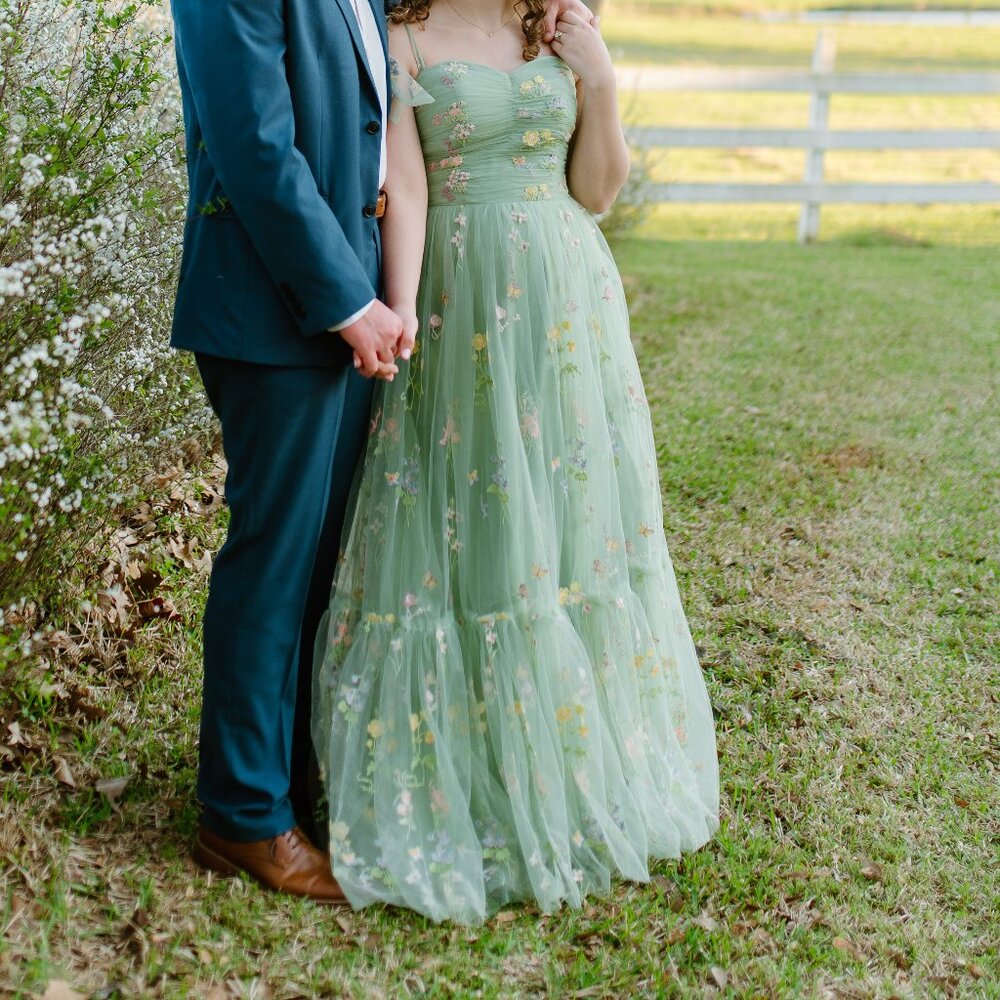 Long Tulle Flower Embroidered A-line dress